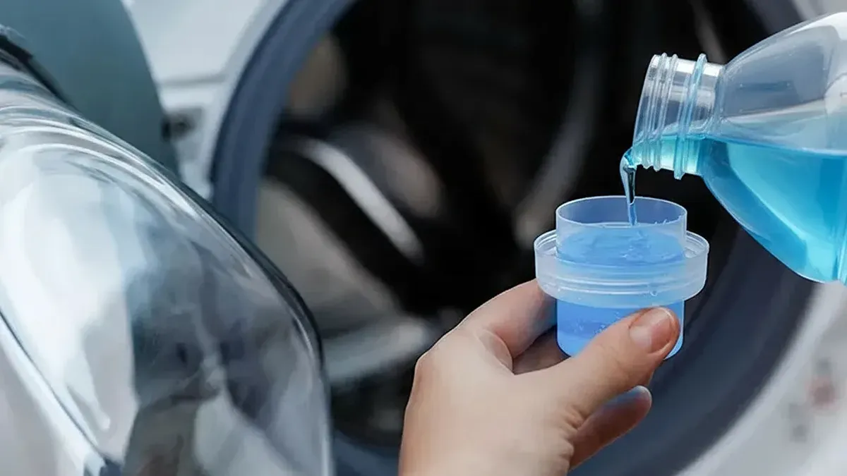 L'aceto bianco: la soluzione naturale per un bucato soft e profumato