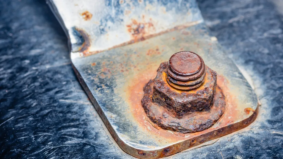 Eliminare la ruggine: un trucco casalingo che sorprende